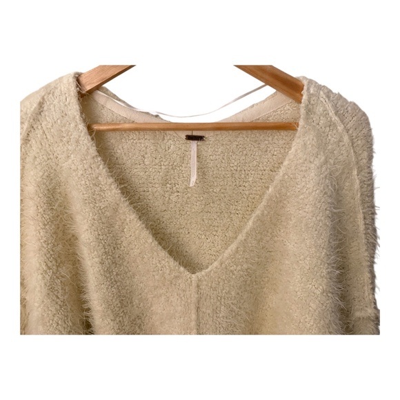 Free People Icing Fluffy Cozy Sweater M - Picture 2 of 4